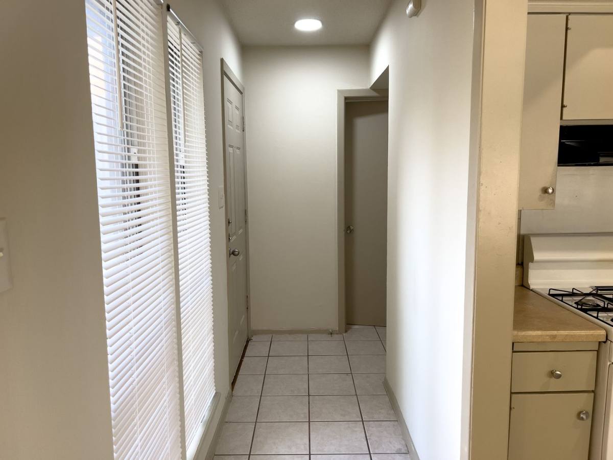 Townhouse for rent at 7206 Creekside Dr #A, Austin, TX 78752