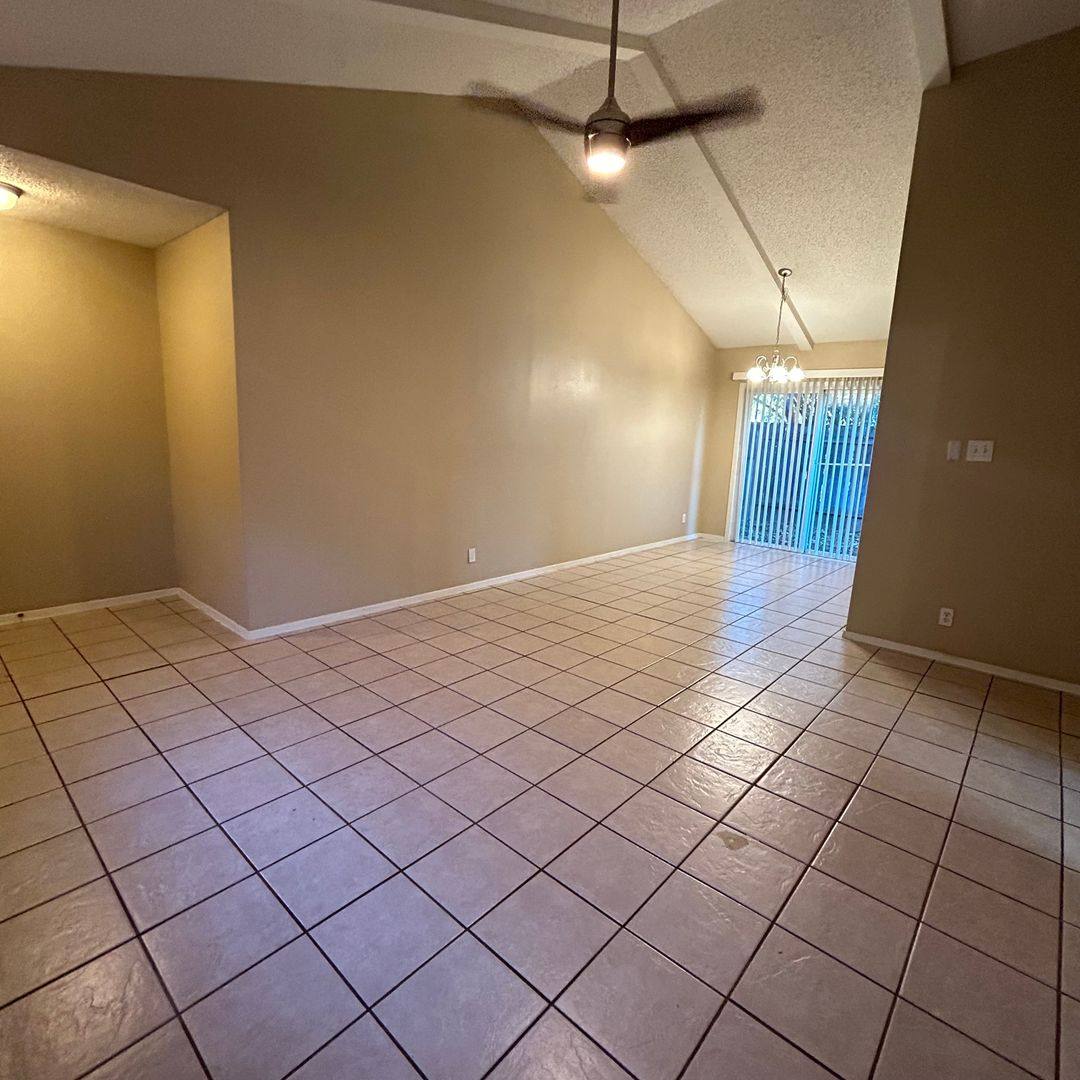 Townhouse for rent at 7208 Creekside Dr #D, Austin, TX 78752