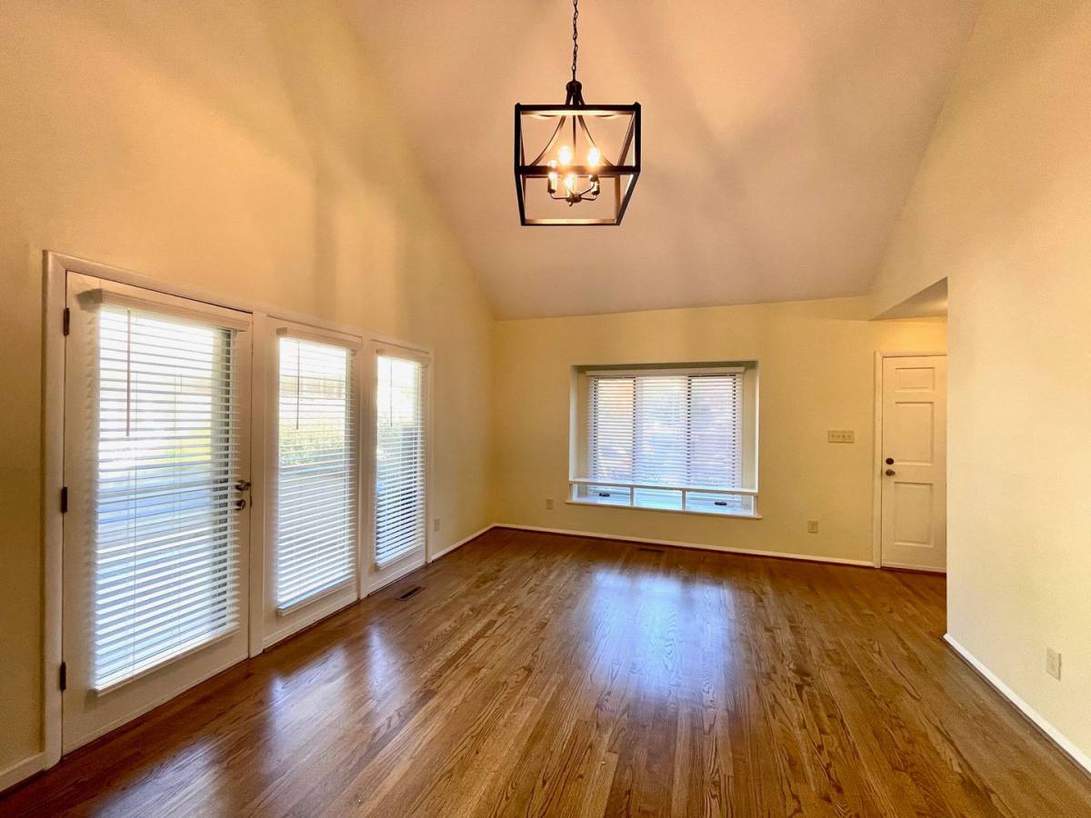 Townhouse for rent at 107 Essex Dr, Chapel Hill, NC 27514
