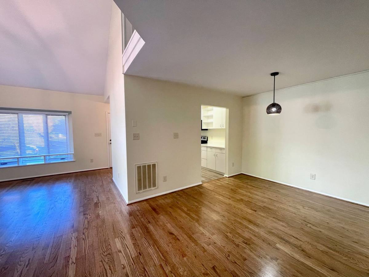 Townhouse for rent at 107 Essex Dr, Chapel Hill, NC 27514