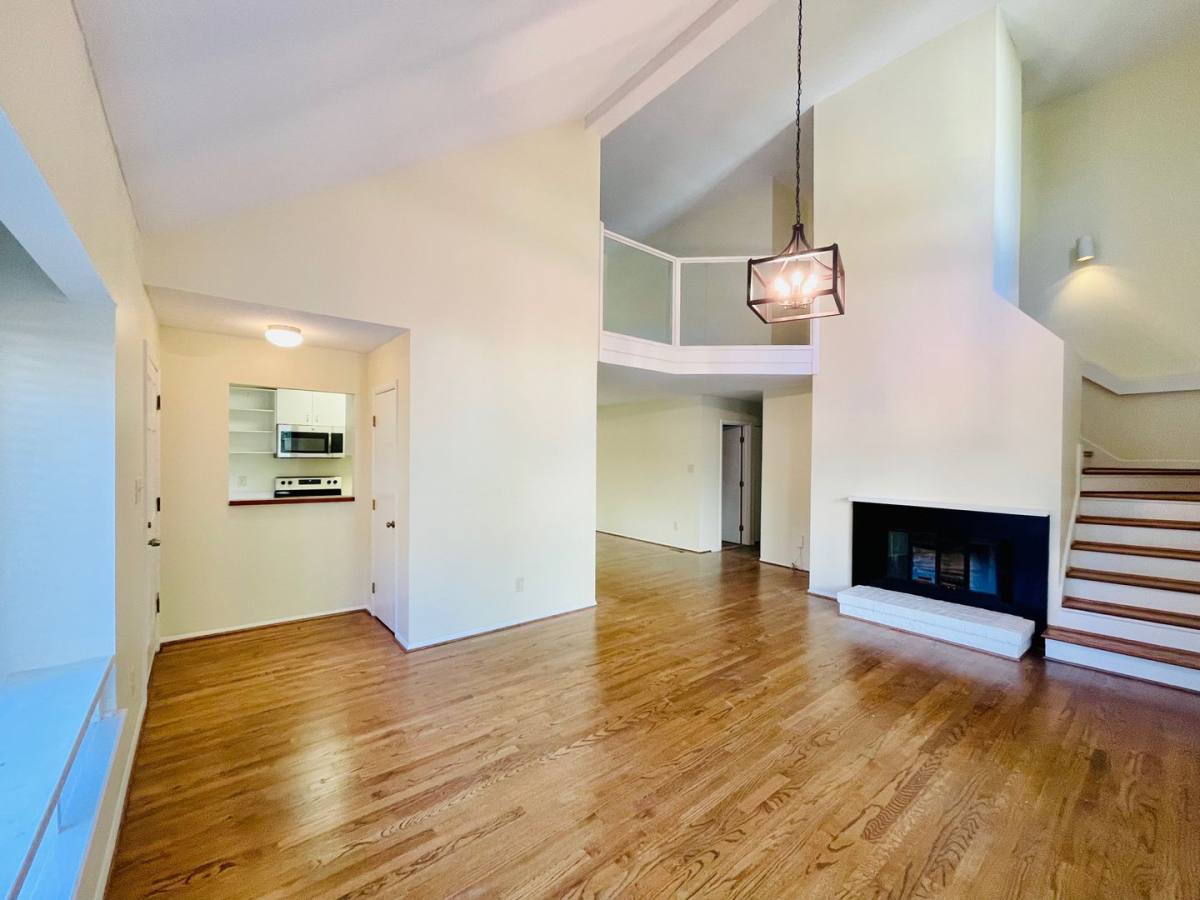 Townhouse for rent at 107 Essex Dr, Chapel Hill, NC 27514