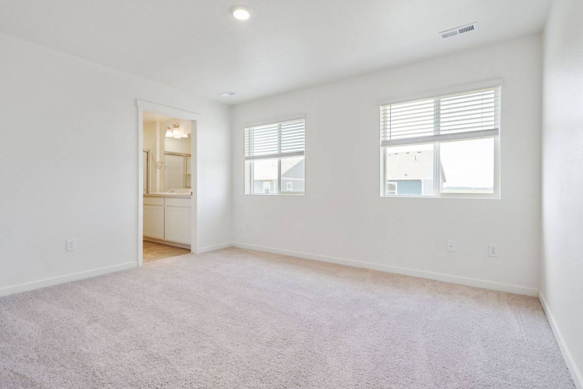 House for rent at 815 Elias Tarn Dr, Windsor, CO 80550