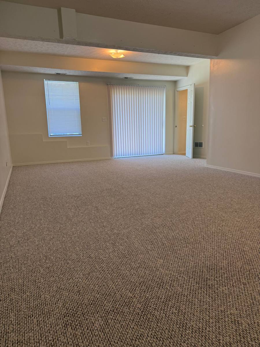 Townhouse for rent at 1441 W Allen St, Bloomington, IN 47401