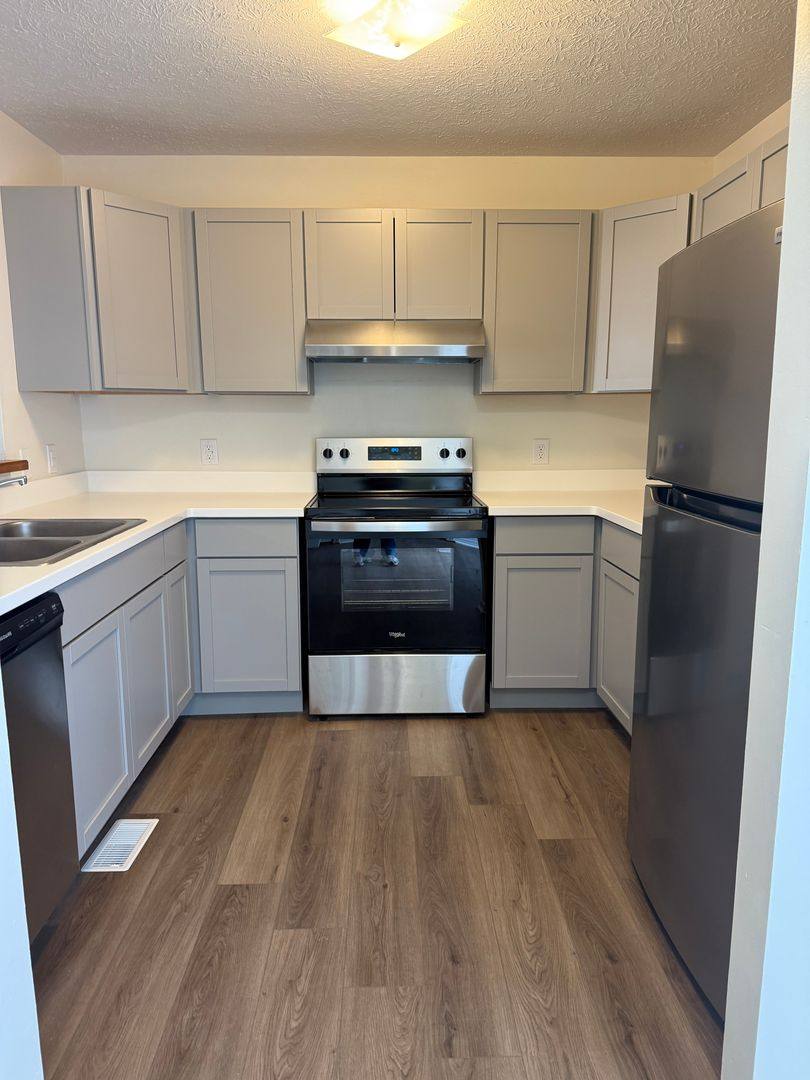 Townhouse for rent at 1441 W Allen St, Bloomington, IN 47401