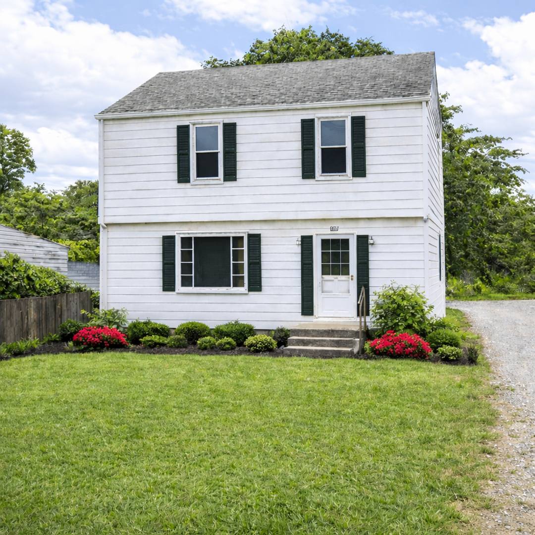 House for rent at 2711 Maple Ave NE, Canton, OH 44714