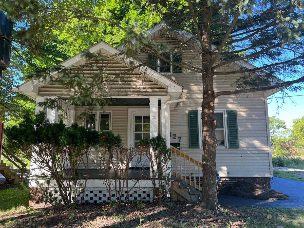 House for rent at 127 W Main St, Victor, NY 14564