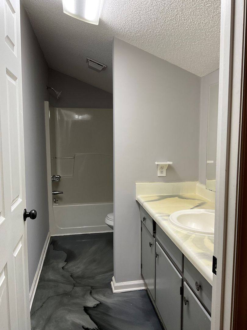 Apartment for rent at 511 S St #C, Gastonia, NC 28052