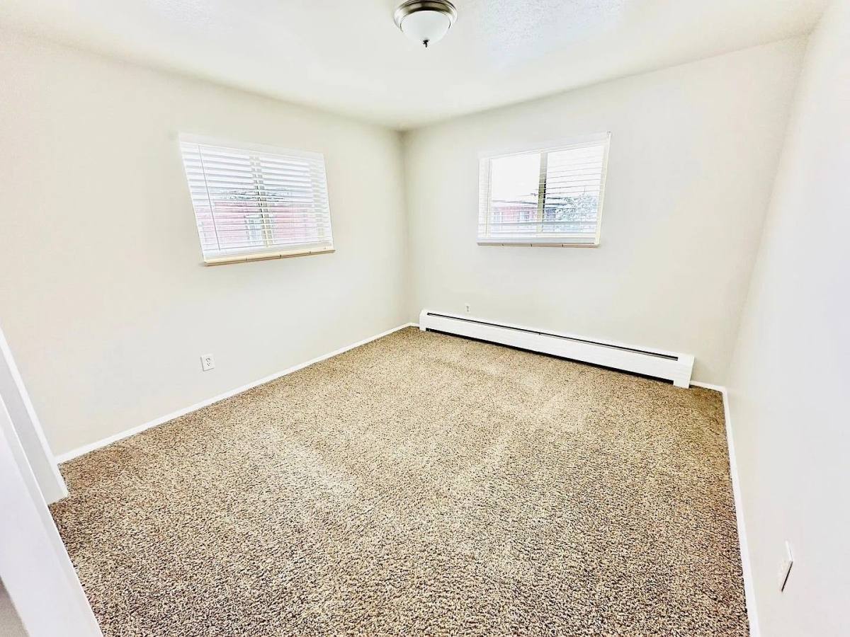Apartment for rent at 72 W Ida Ave, Littleton, CO 80120
