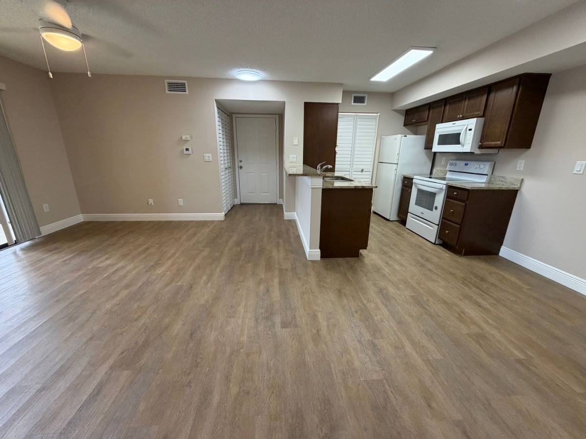 Apartment for rent at 2226 Arbour Walk Circle, Naples, FL 34109