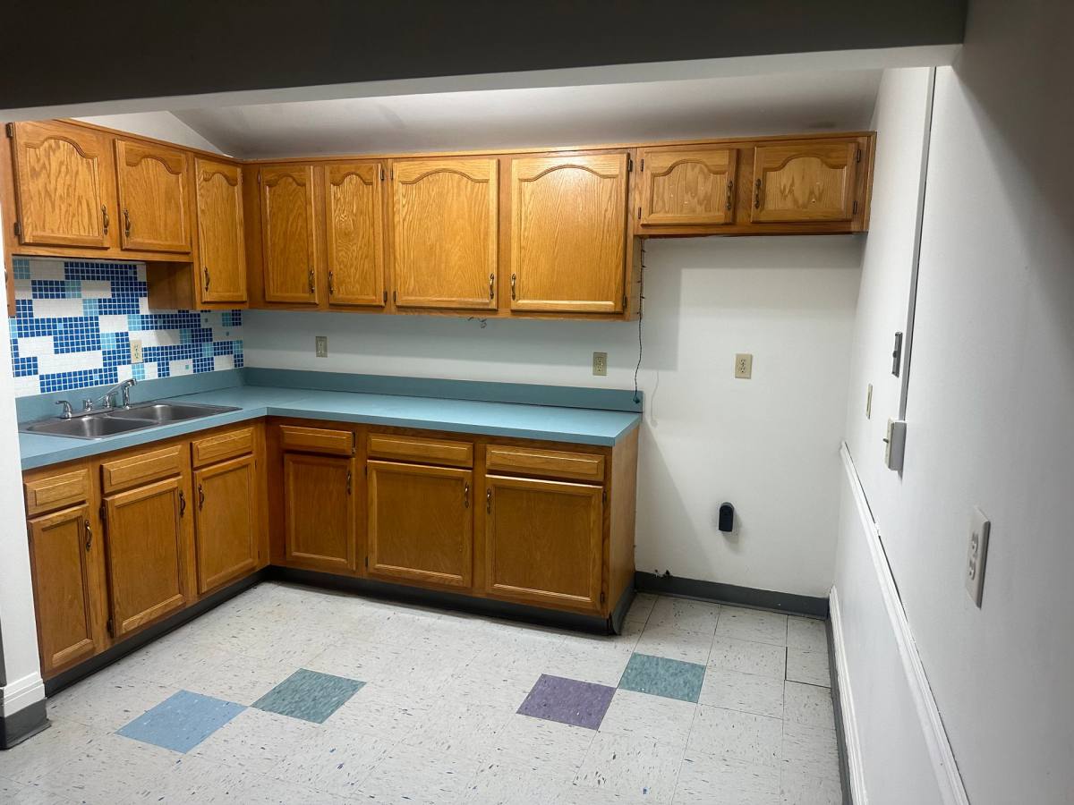 Apartment for rent at 1115 S 4th St, Louisville, KY 40203