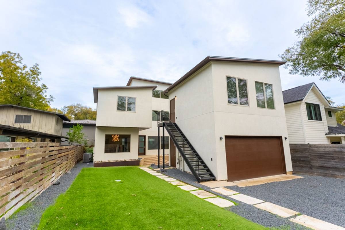 House for rent at 716 Post Oak St, Austin, TX 78704