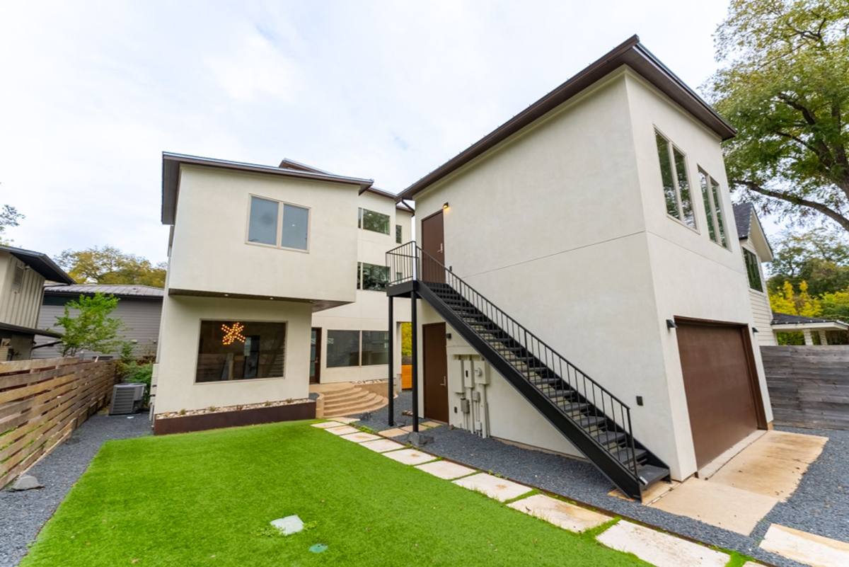 House for rent at 716 Post Oak St, Austin, TX 78704