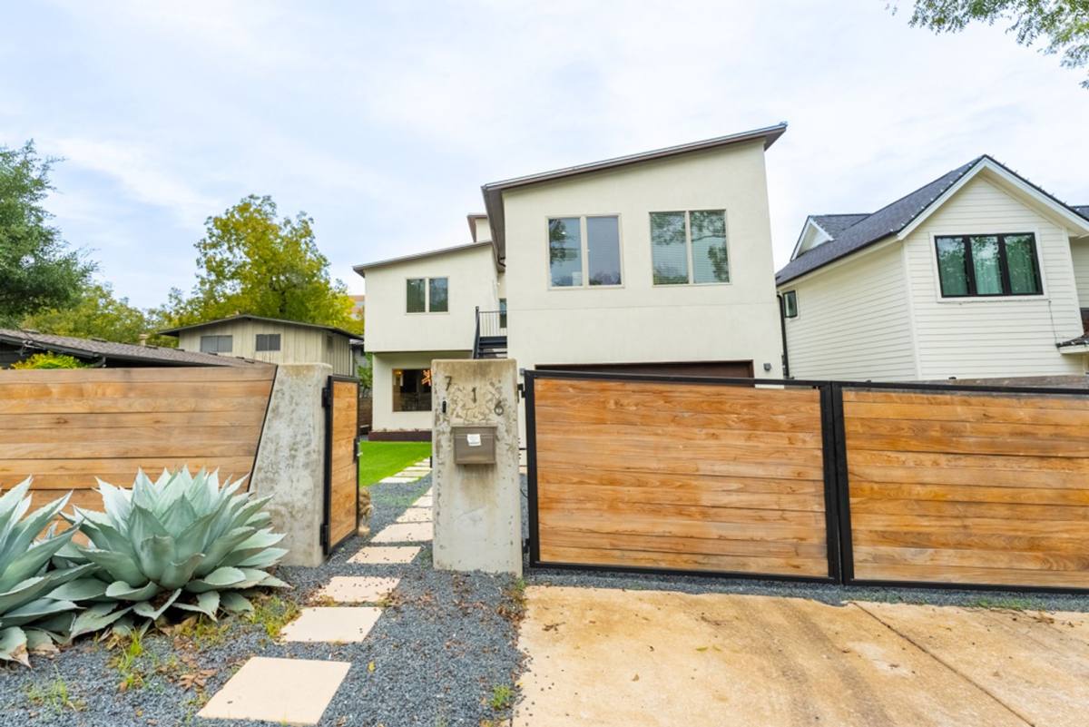 House for rent at 716 Post Oak St, Austin, TX 78704