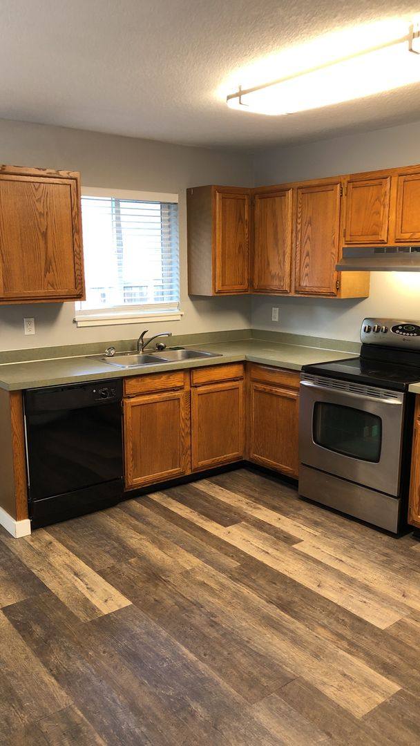 House for rent at 1320 Belmont St, Hood River, OR 97031