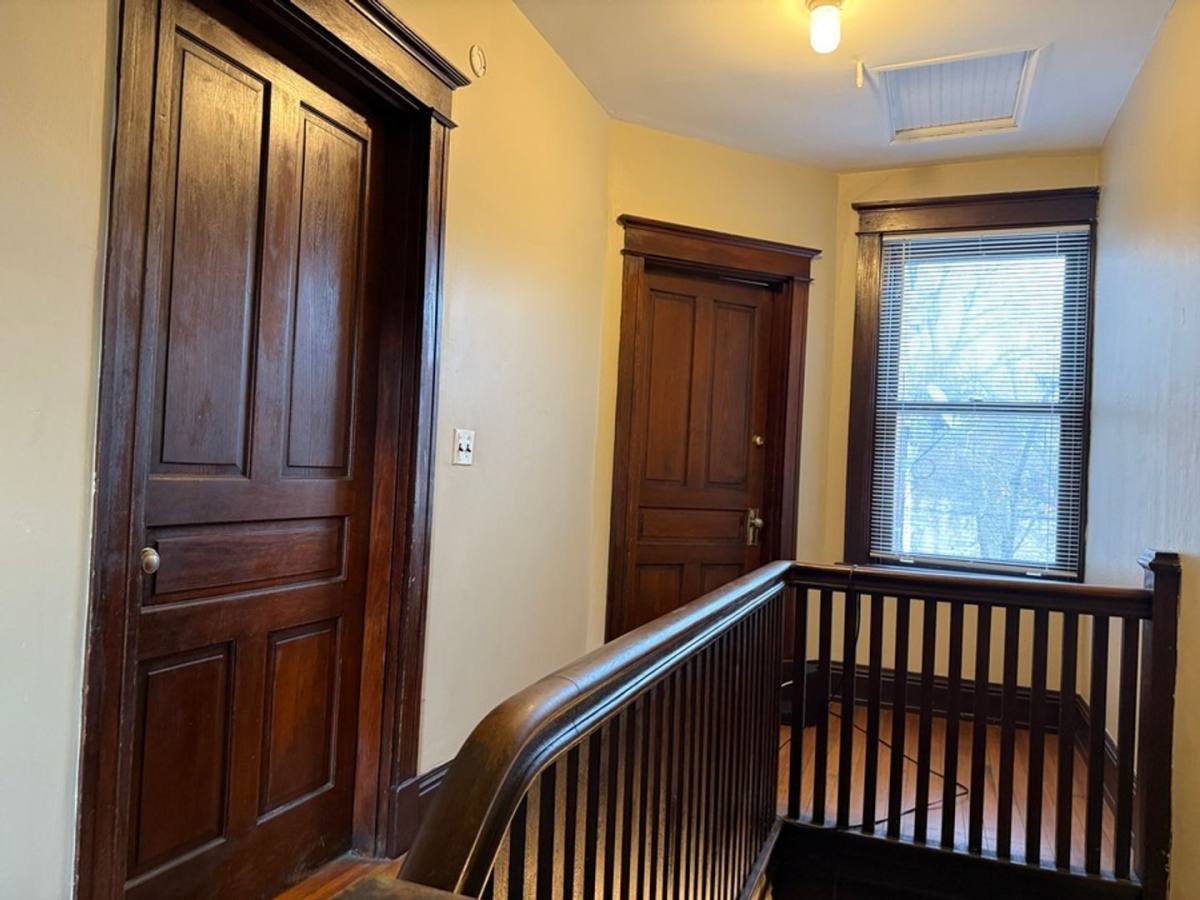 Apartment for rent at 2215 Victor St, Cincinnati, OH 45219