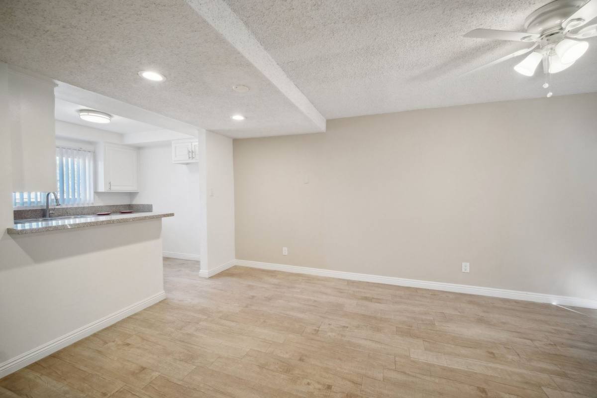 Apartment for rent at 13730 Via Del Palma Ave, Whittier, CA 90602