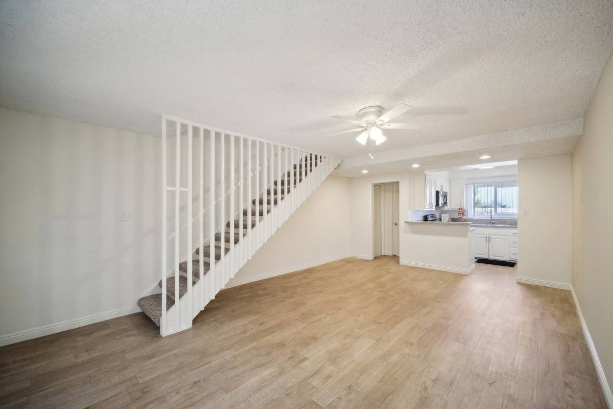 Apartment for rent at 13730 Via Del Palma Ave, Whittier, CA 90602