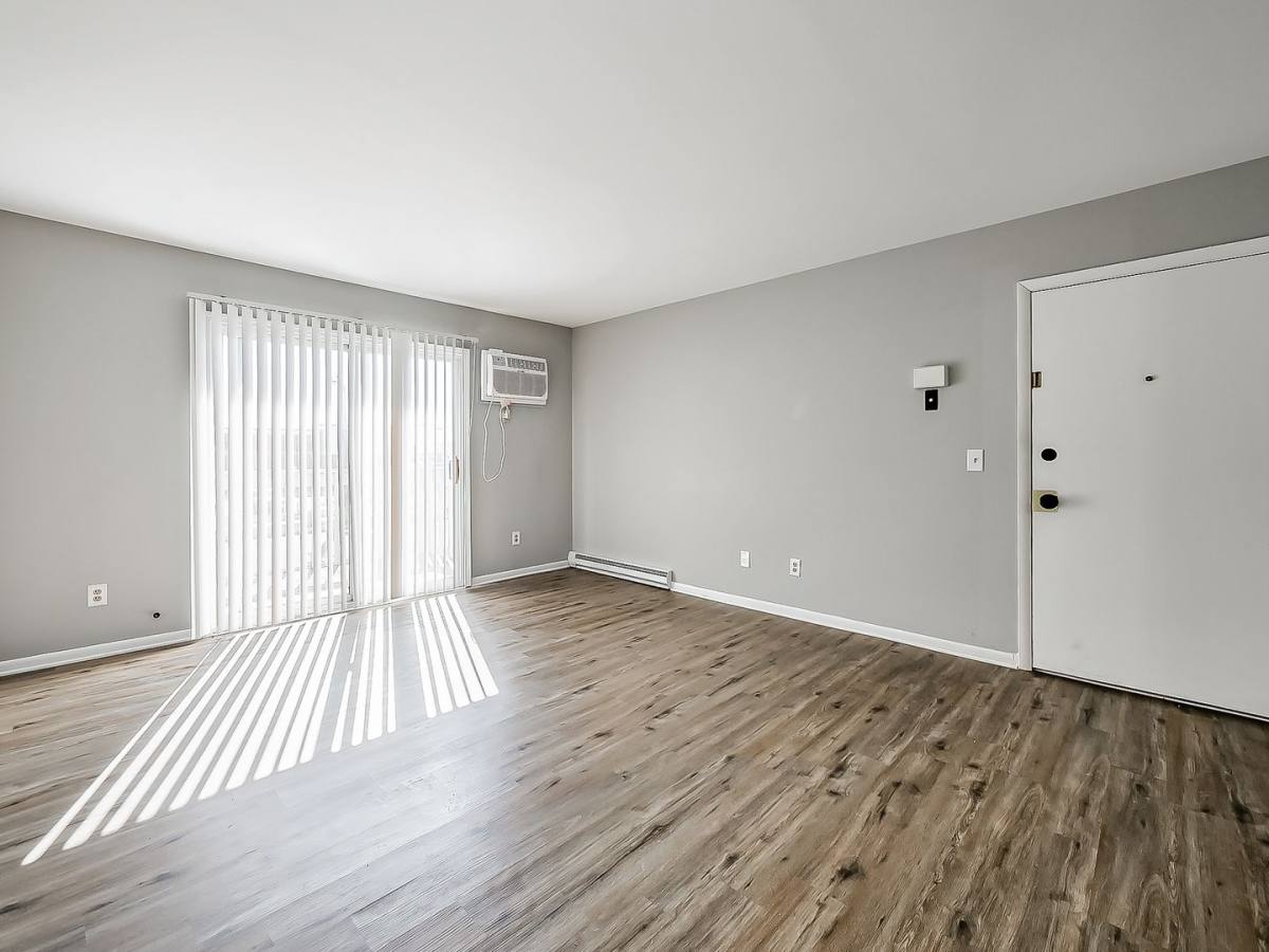 Apartment for rent at 121 E Van Riper Rd, Fowlerville, MI 48836