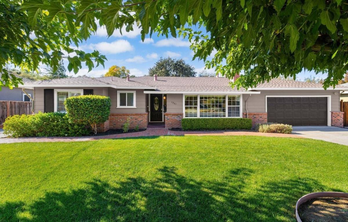 House for rent at 1261 Davis Ave, Concord, CA 94518