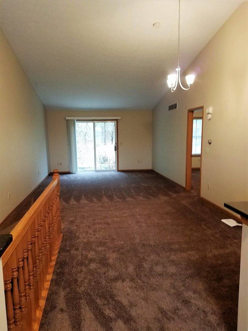 Apartment for rent at 3919-3943 Long Dr, Barberton, OH 44203