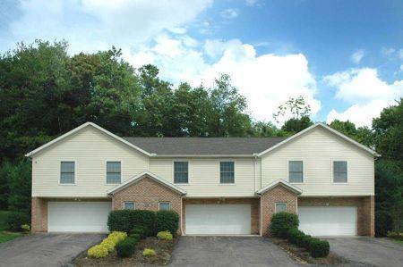 Apartment for rent at 3919-3943 Long Dr, Barberton, OH 44203