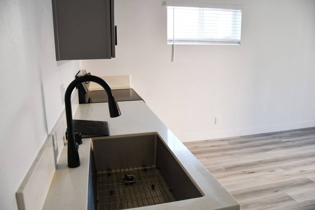 Apartment for rent at 994 Valencia, Costa Mesa, CA 92626