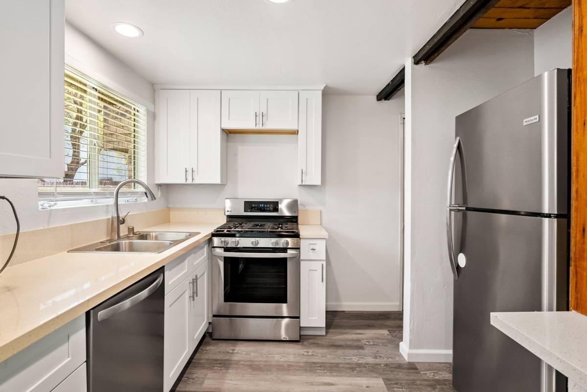 Apartment for rent at 3214-3216 Rockview Place, San Luis Obispo, CA 93401