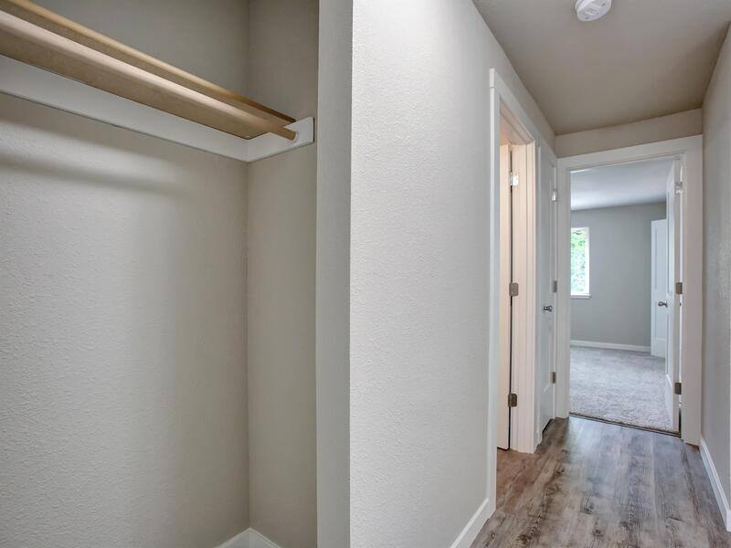 Apartment for rent at 1709 Blankenship Rd, West Linn, OR 97068