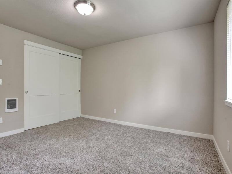 Apartment for rent at 1709 Blankenship Rd, West Linn, OR 97068