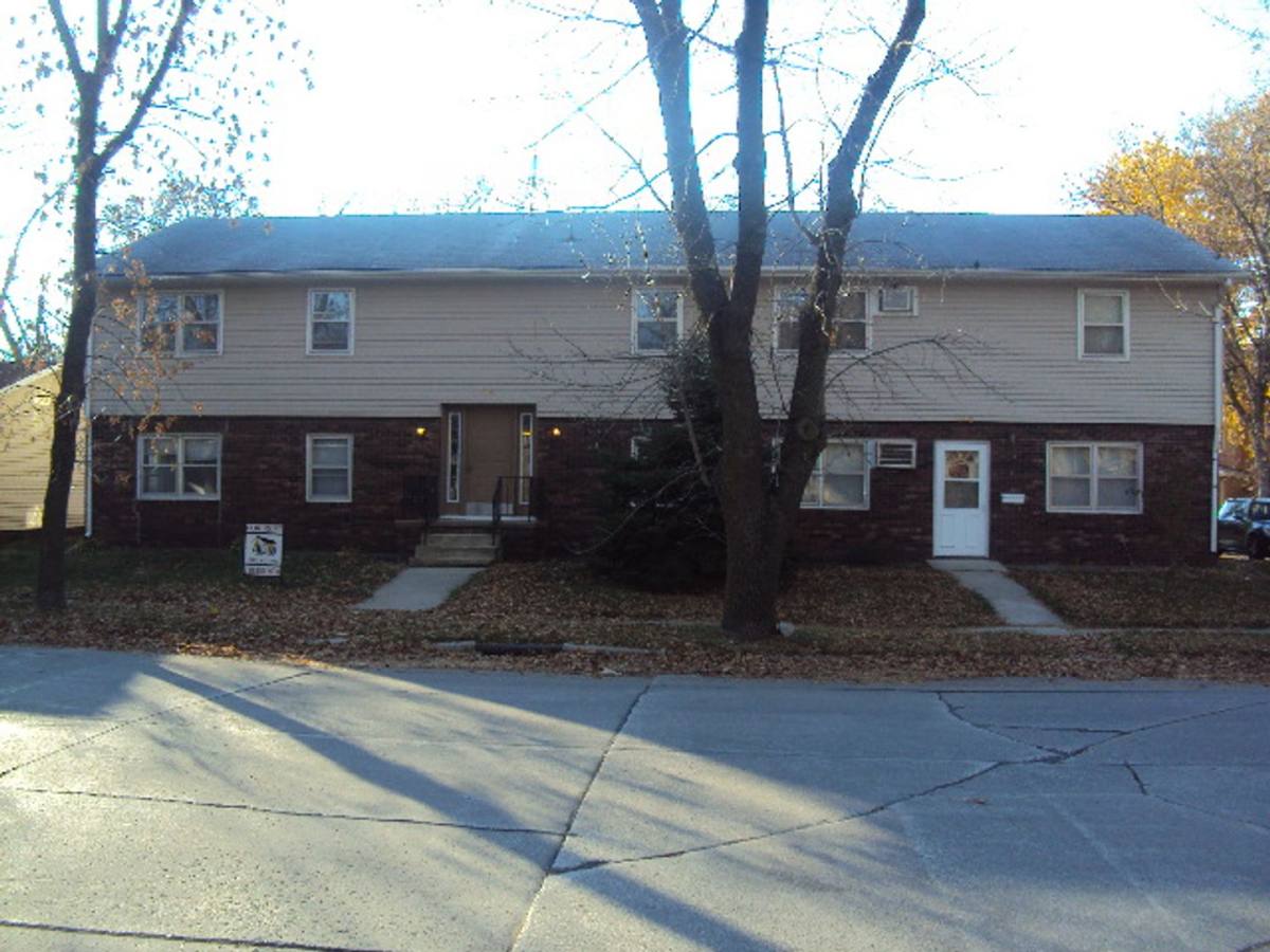 Apartment for rent at 436 N 27th St, Fort Dodge, IA 50501
