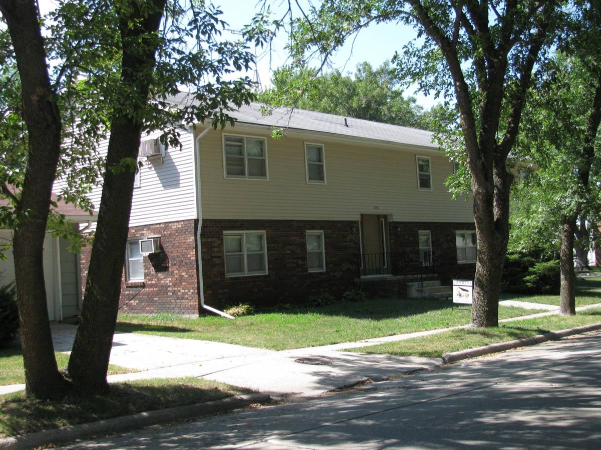 Apartment for rent at 436 N 27th St, Fort Dodge, IA 50501