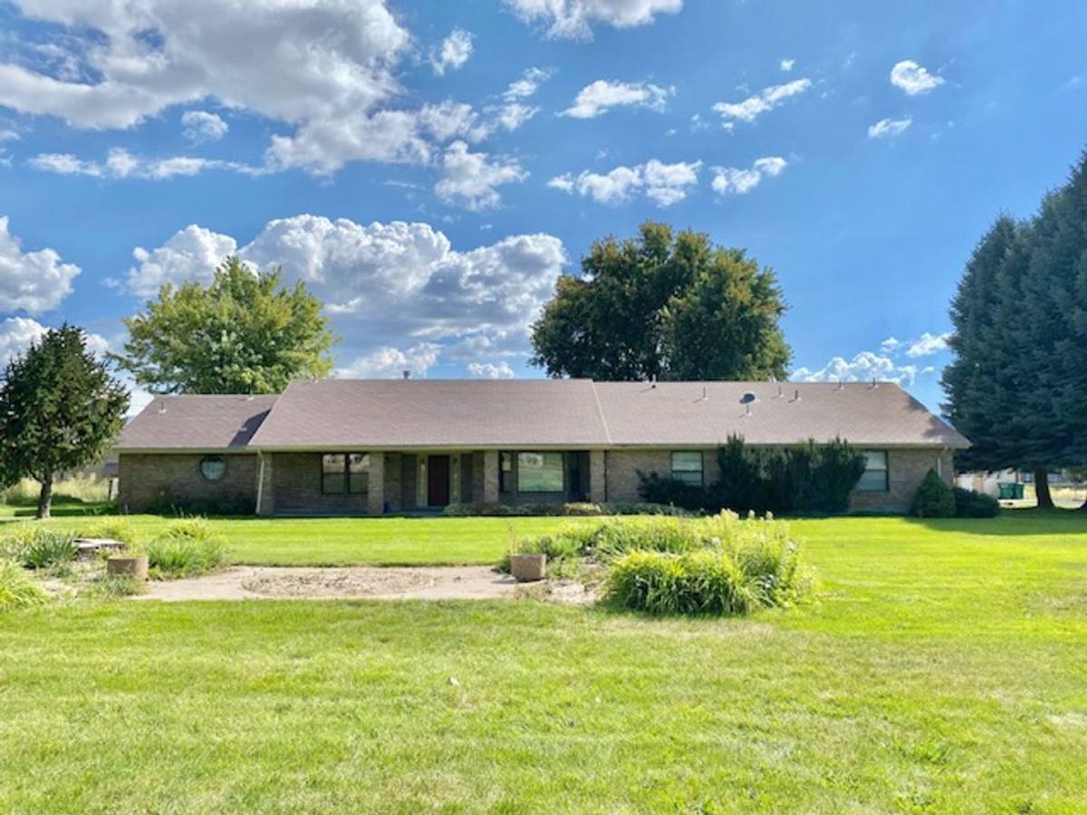 House for rent at 7299 E 1450 N, Huntsville, UT 84317