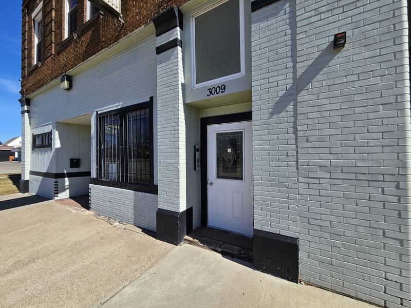 Apartment for rent at 3009 Pearl Ave, Lorain, OH 44055