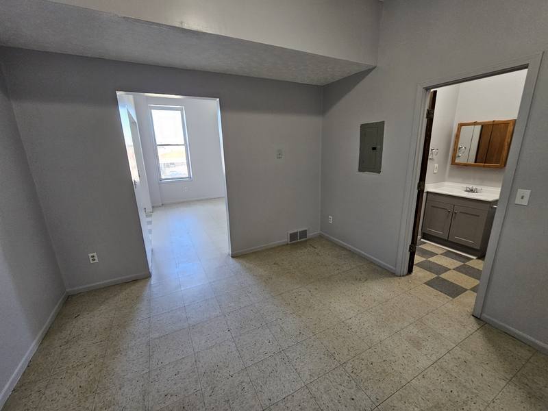 House for rent at 3009 Pearl Ave #205, Lorain, OH 44055
