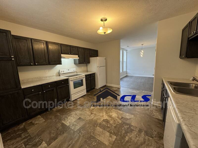 Apartment for rent at 1400 Wabash Ave - B #MYERS Building Apart, Terre Haute, IN 47807