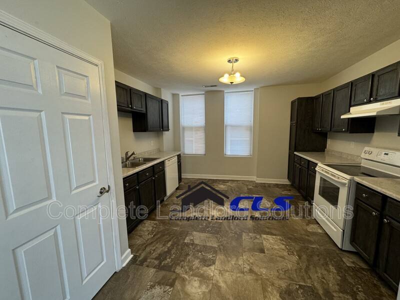 Apartment for rent at 1400 Wabash Ave - B #MYERS Building Apart, Terre Haute, IN 47807