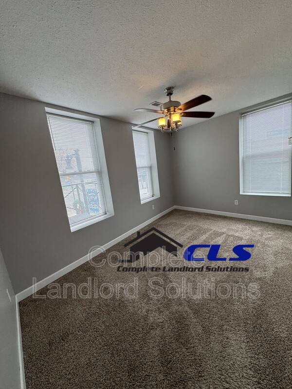 Apartment for rent at 1400 Wabash Ave - A #MYERS Building Apart, Terre Haute, IN 47807