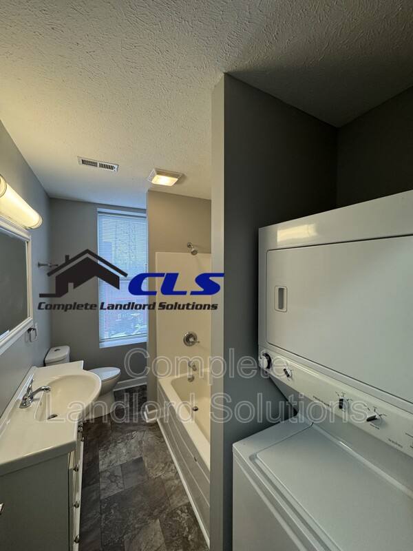 Apartment for rent at 1400 Wabash Ave - A #MYERS Building Apart, Terre Haute, IN 47807