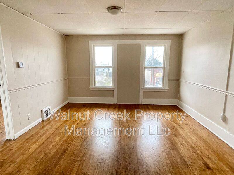 Apartment for rent at 810 E Erie C #4, Lorain, OH 44052