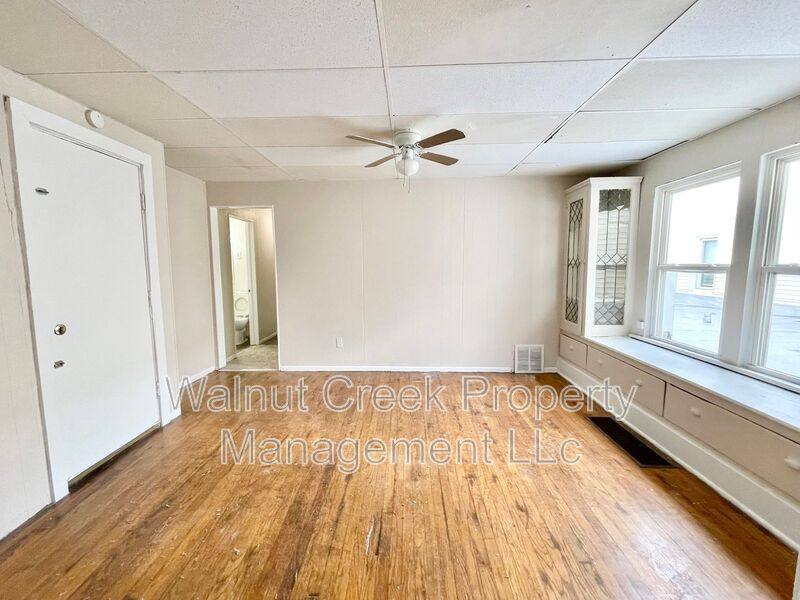 Apartment for rent at 810 E Erie C #4, Lorain, OH 44052