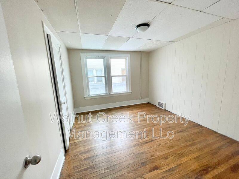 Apartment for rent at 810 E Erie C #4, Lorain, OH 44052
