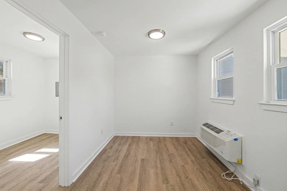 Apartment for rent at 201 E White Horse Pike, Absecon, NJ 08205