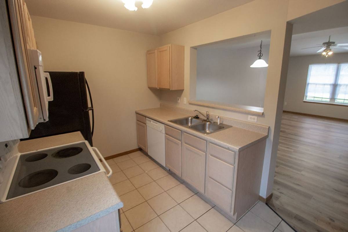 Apartment for rent at 1516-1518 Citadel Dr, Columbia, MO 65202