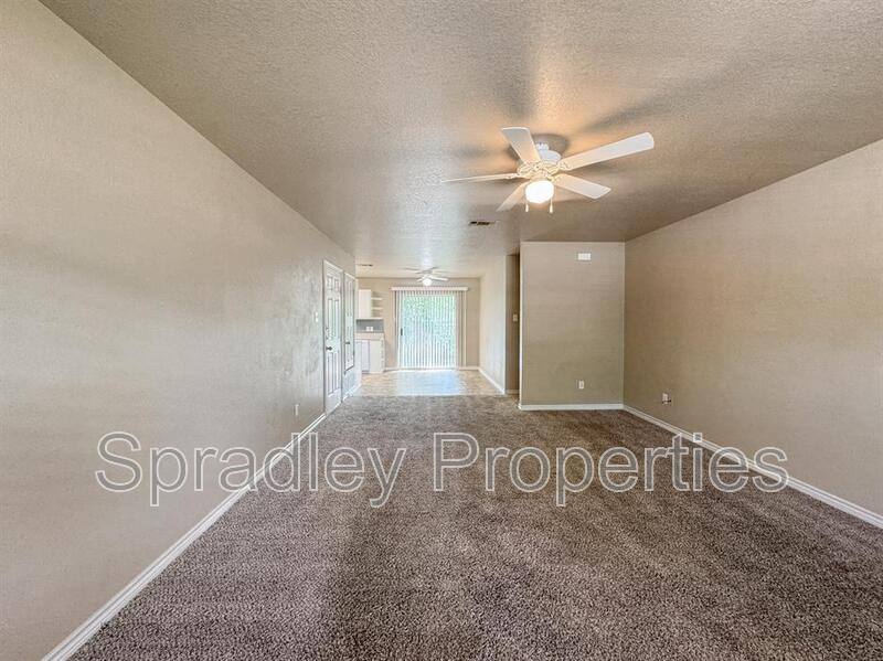 Apartment for rent at 105 E 15th Ave, Belton, TX 76513