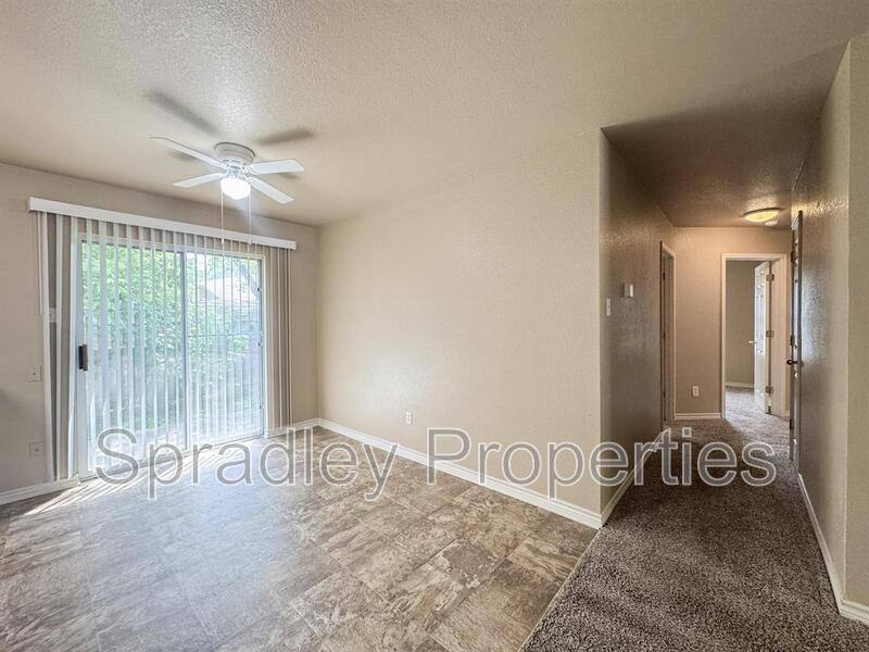 Apartment for rent at 105 E 15th Ave, Belton, TX 76513