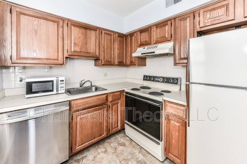 Apartment for rent at 2603 Arlington Blvd #102, Arlington, VA 22201