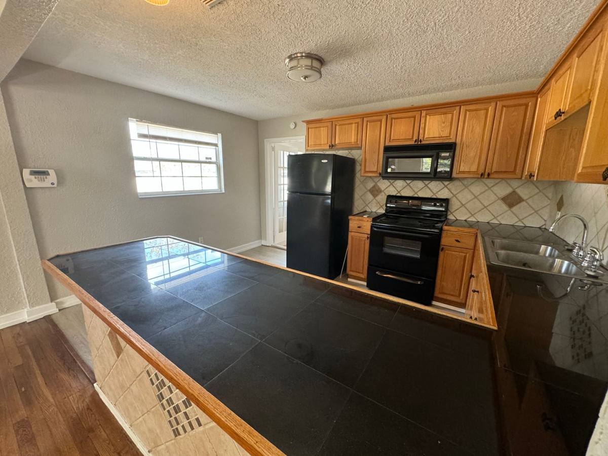 House for rent at 6295 3rd Ave S, Saint Petersburg, FL 33707