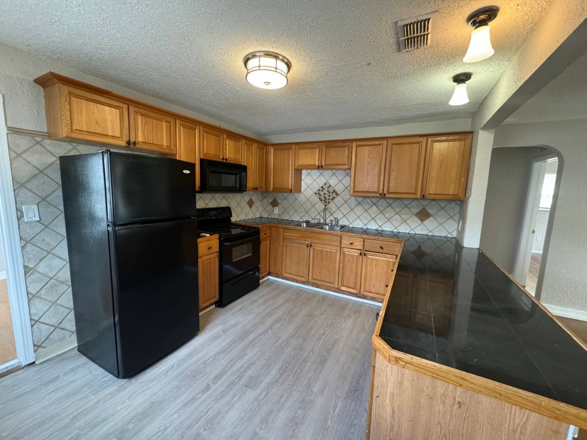 House for rent at 6295 3rd Ave S, Saint Petersburg, FL 33707