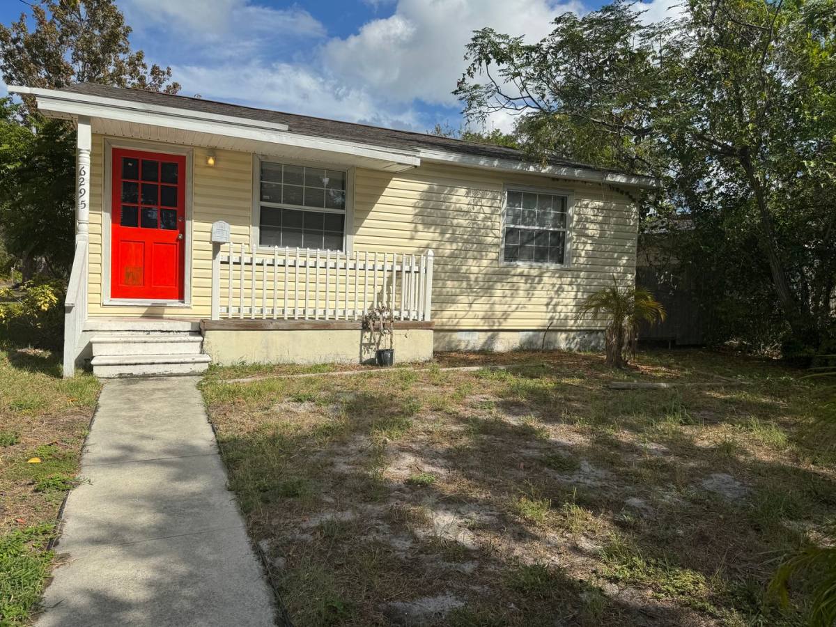 House for rent at 6295 3rd Ave S, Saint Petersburg, FL 33707