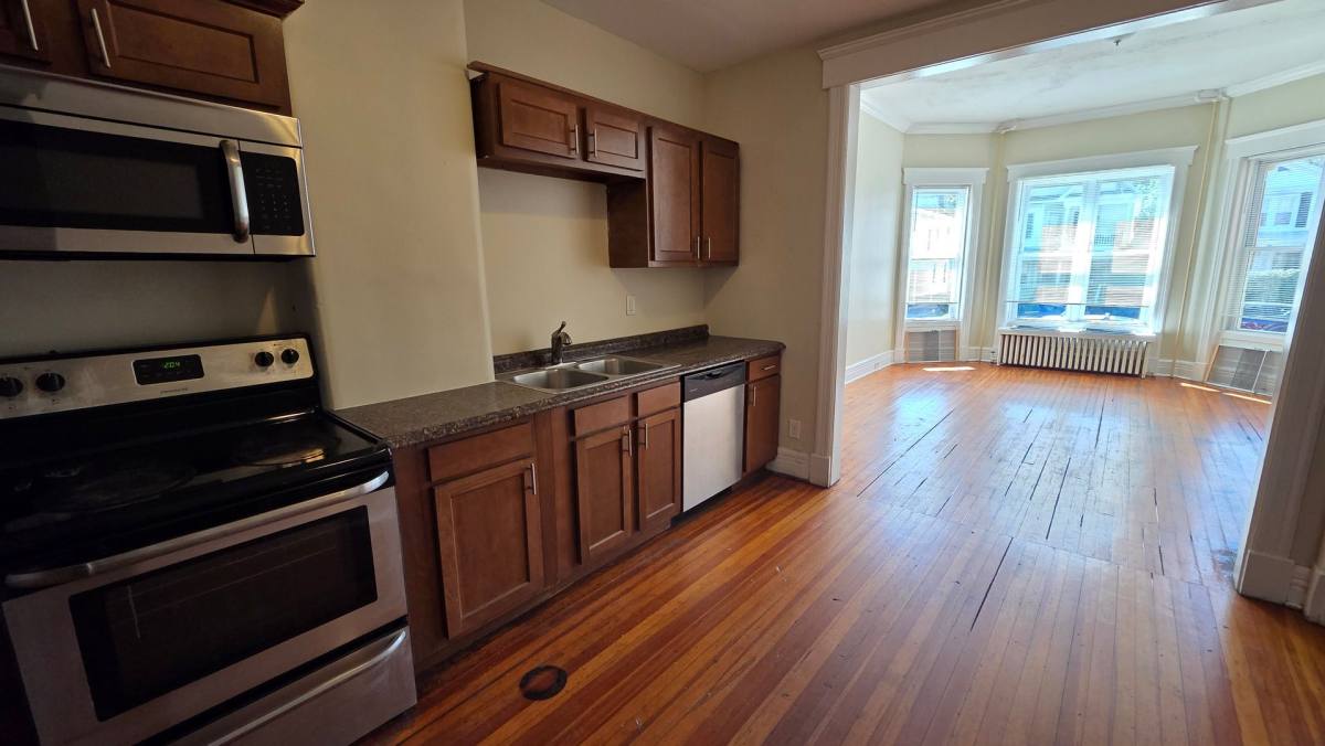 Apartment for rent at 273 Western Ave, Albany, NY 12203